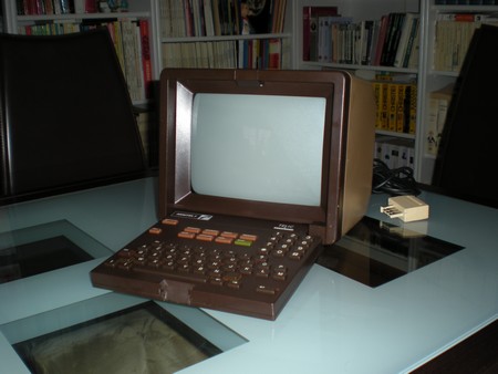 Minitel001